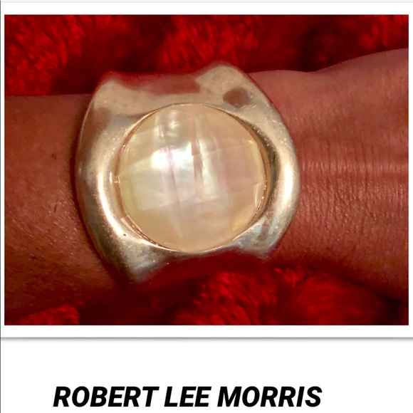 RLM•MOTHER OF PEARL LUCITE GOLD SOHO BANGLE - Picture 3 of 9